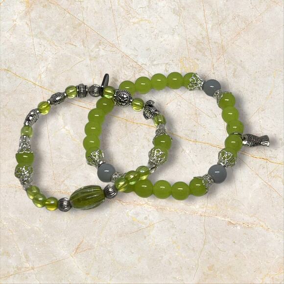 Stretch Bracelet Set Unique Beach Vibe Lime Green Grey Silver Eclectic Design - Picture 1 of 6